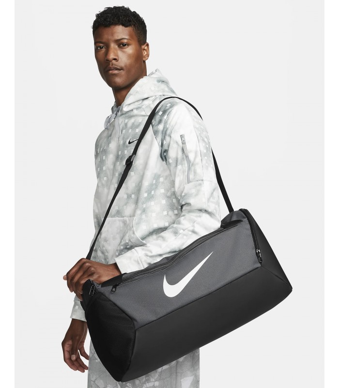 Nike urheilulaukku Brasilia 41L DM3976*068 (2)