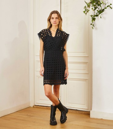 ELLI WHITE naisten mekko 230425 01 (1)