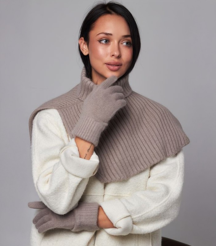 Odyssey naiste kaelussall 77072*R-109